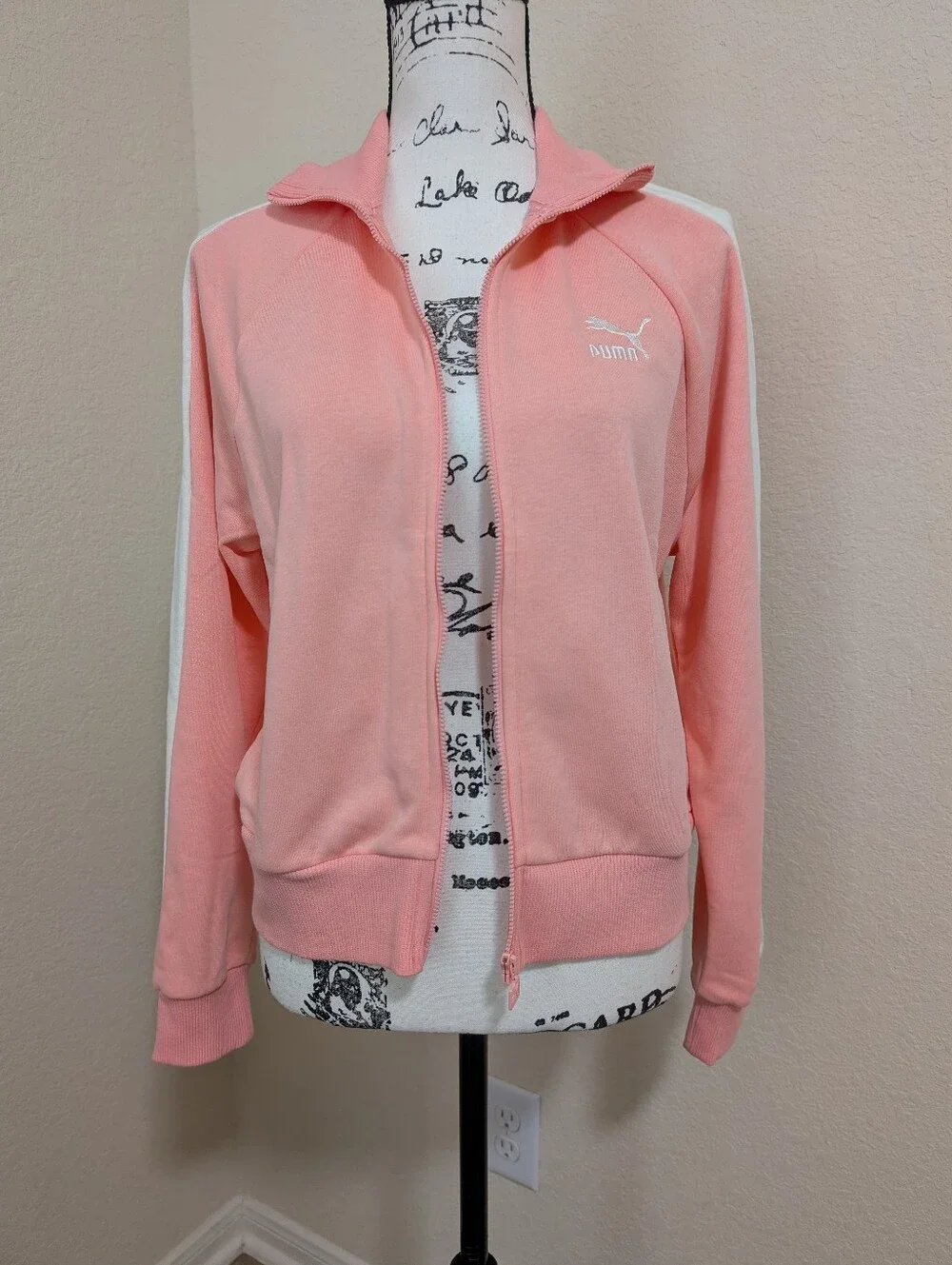 NWT•PUMA Iconic T7 Zip-Up Women's Track Jacket W/Pockets•Peach Smoothie•Small🩷